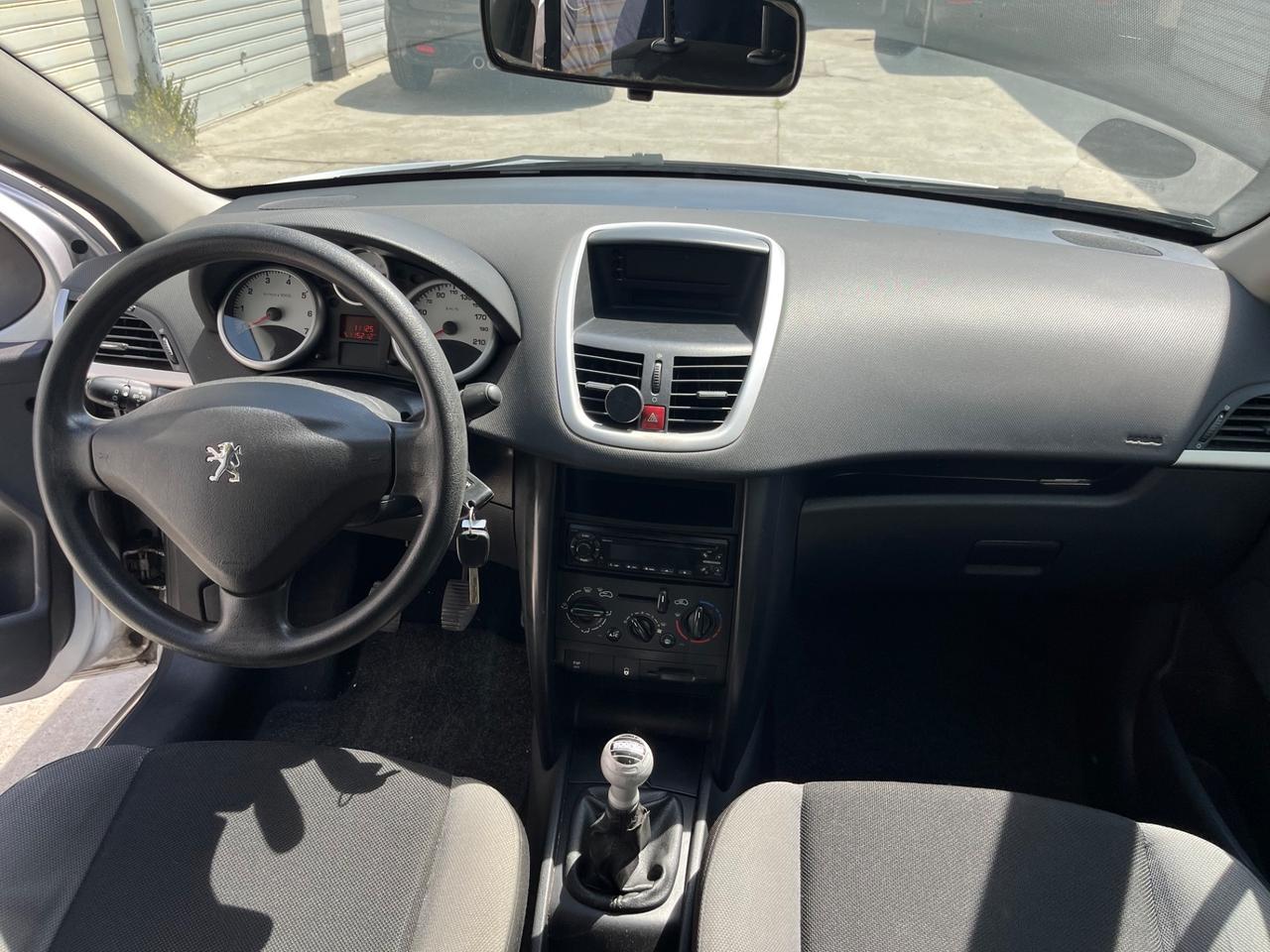 Peugeot 207 1.4 VTi 95CV 5p. XS