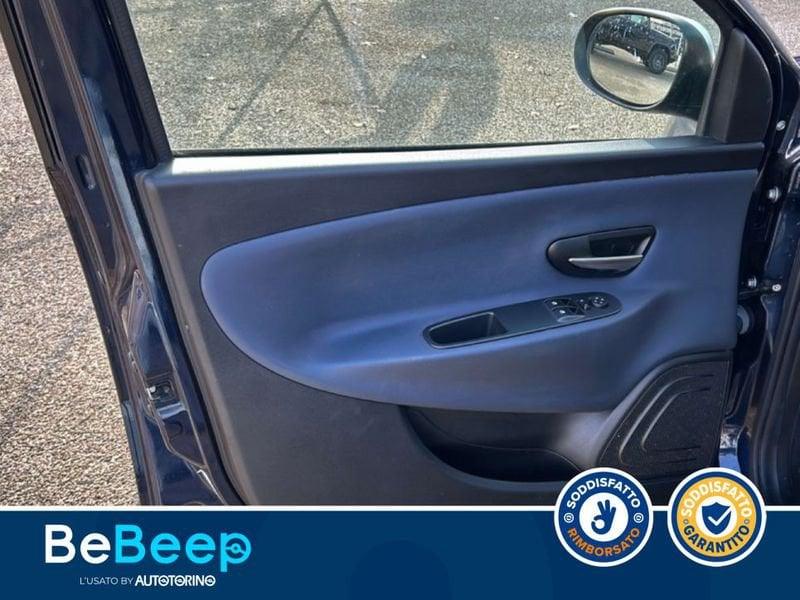 Lancia Ypsilon 1.2 GOLD 69CV