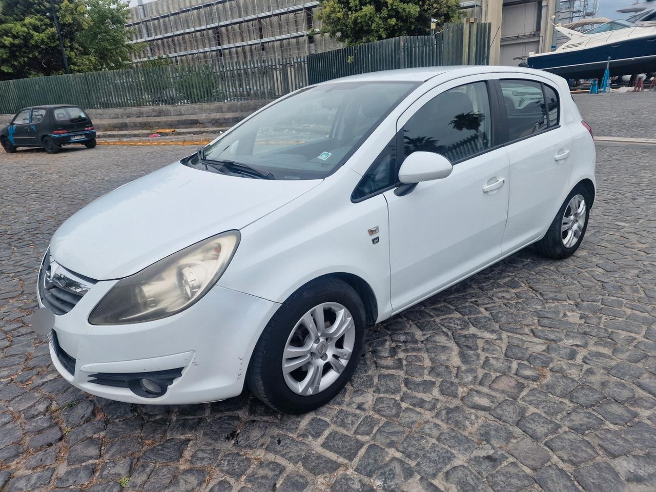 Opel Corsa 1.2 5 porte Cosmo GPL
