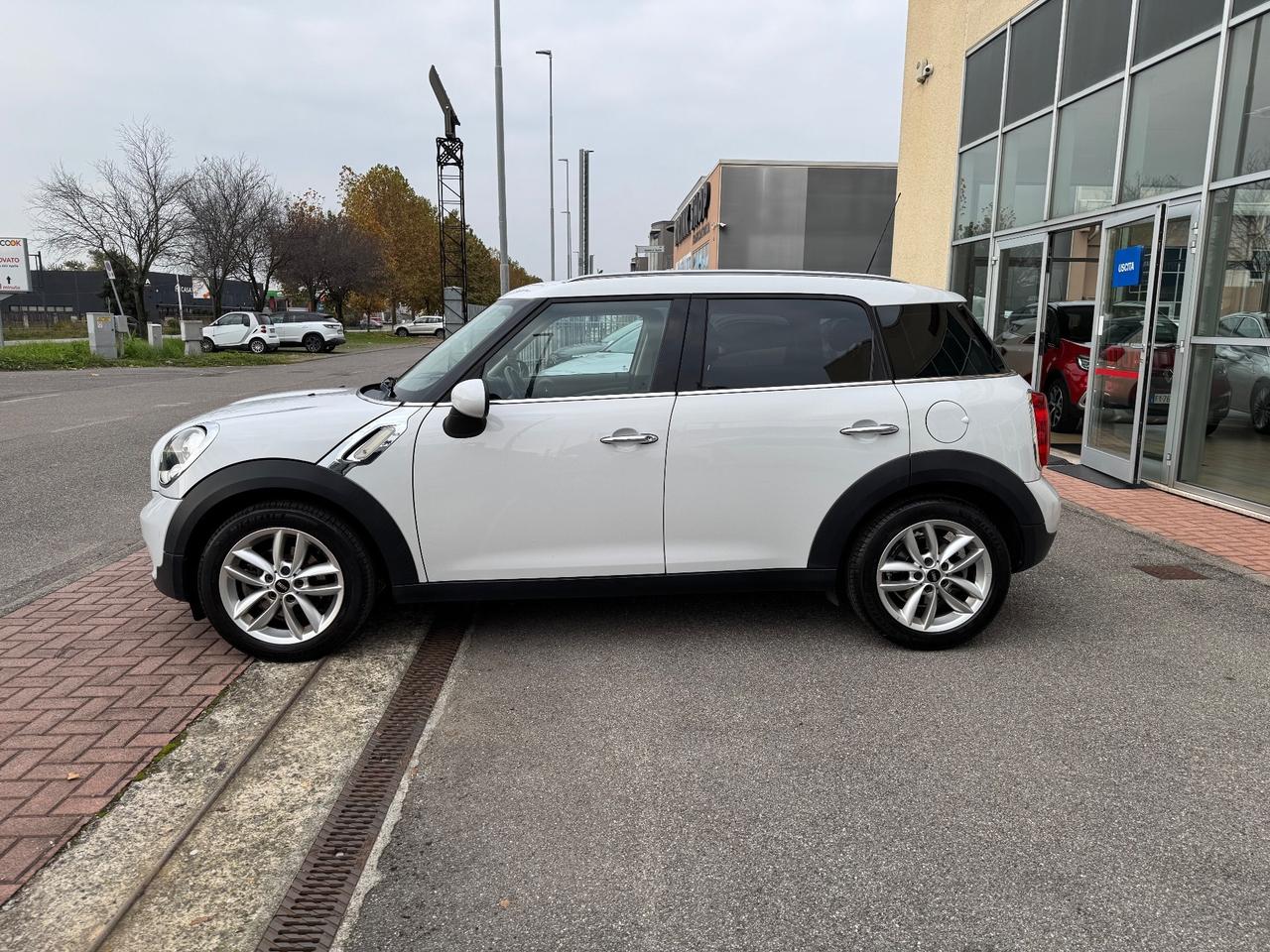 Mini Cooper D Countryman 1.6 Diesel. Ok Neopatentati
