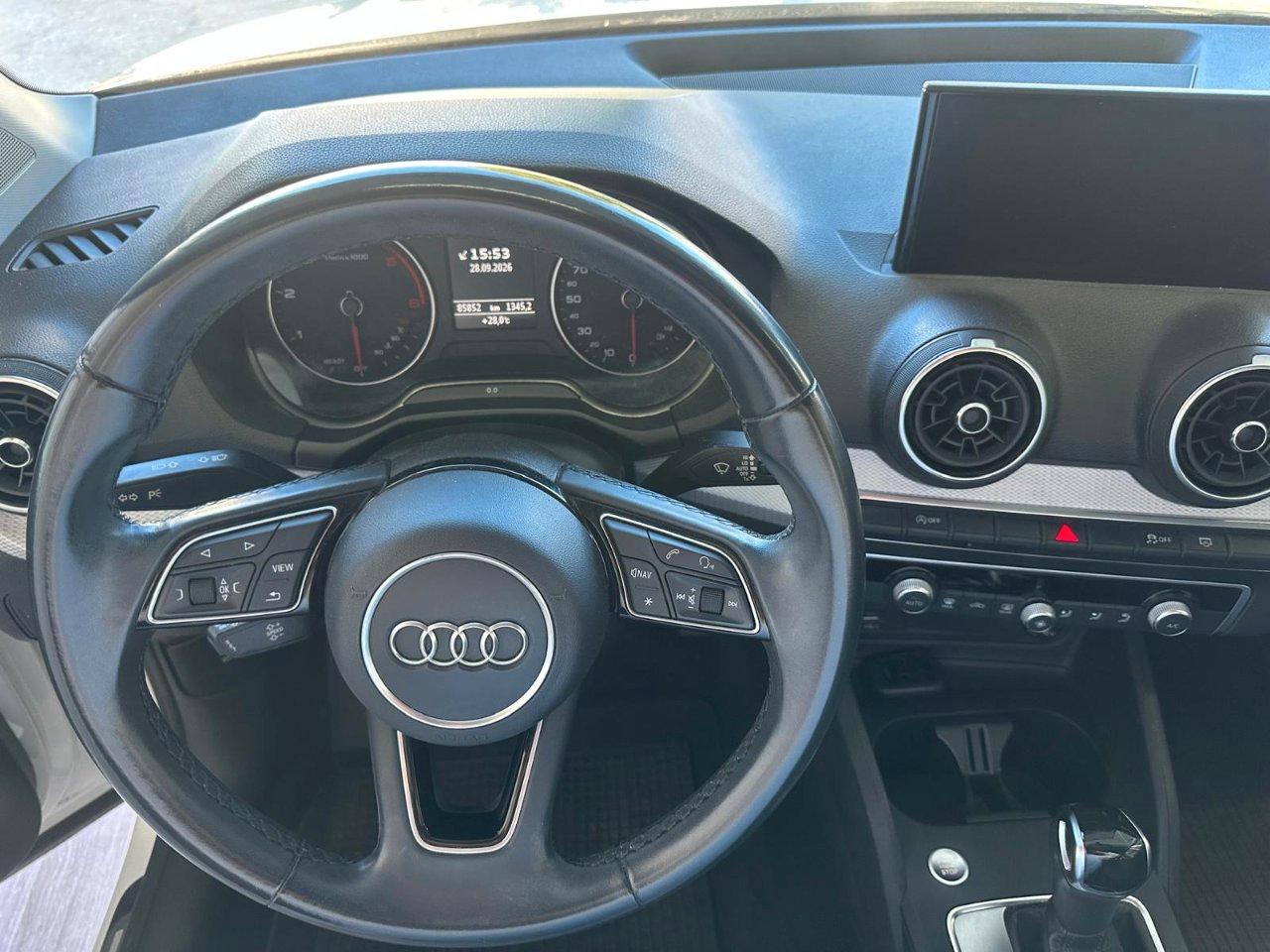 Audi Q2 30 2.0 tdi Admired Advanced s-tronic
