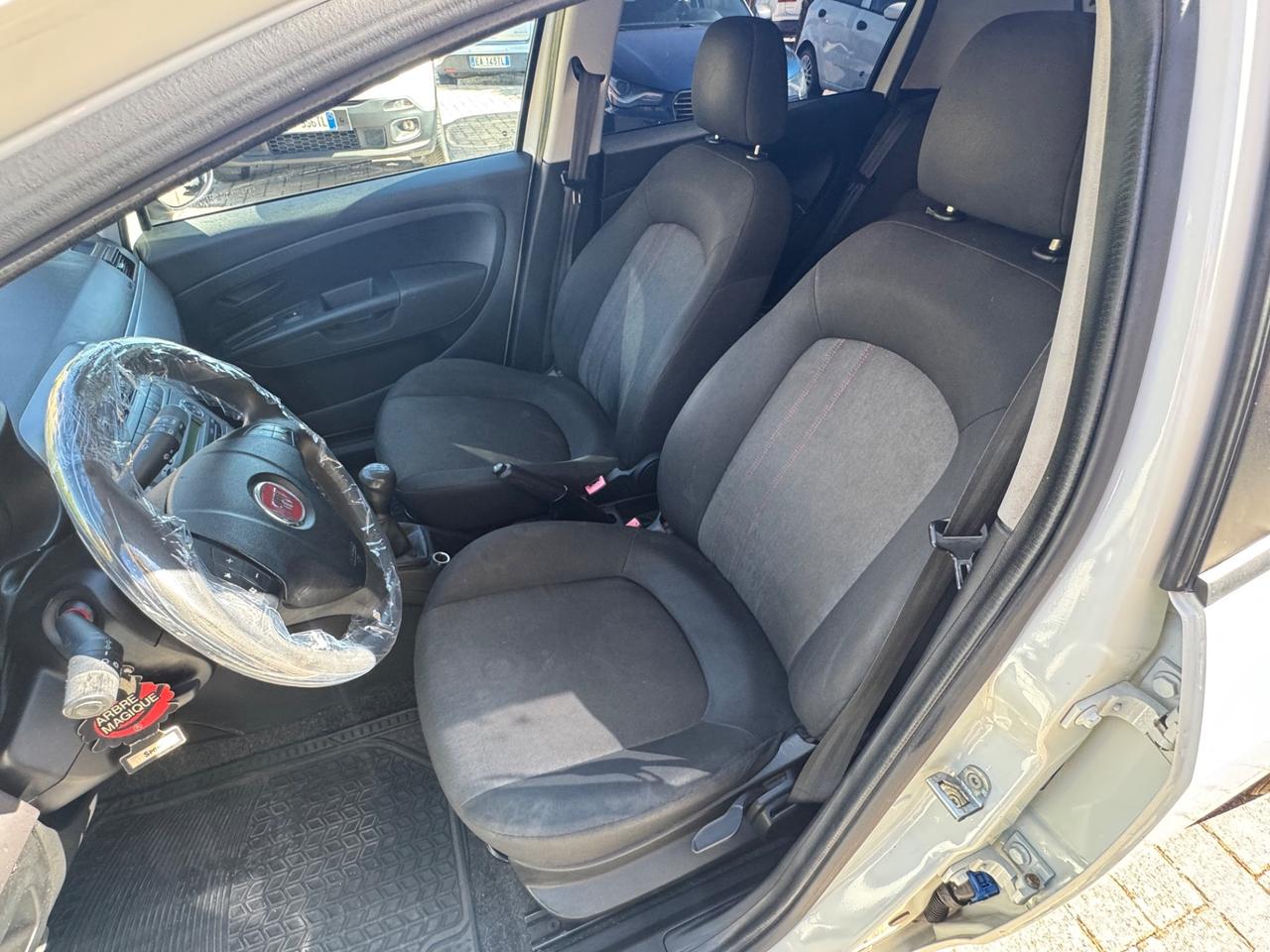 Fiat Punto 1.3 MJT II 75 CV 5 porte Street