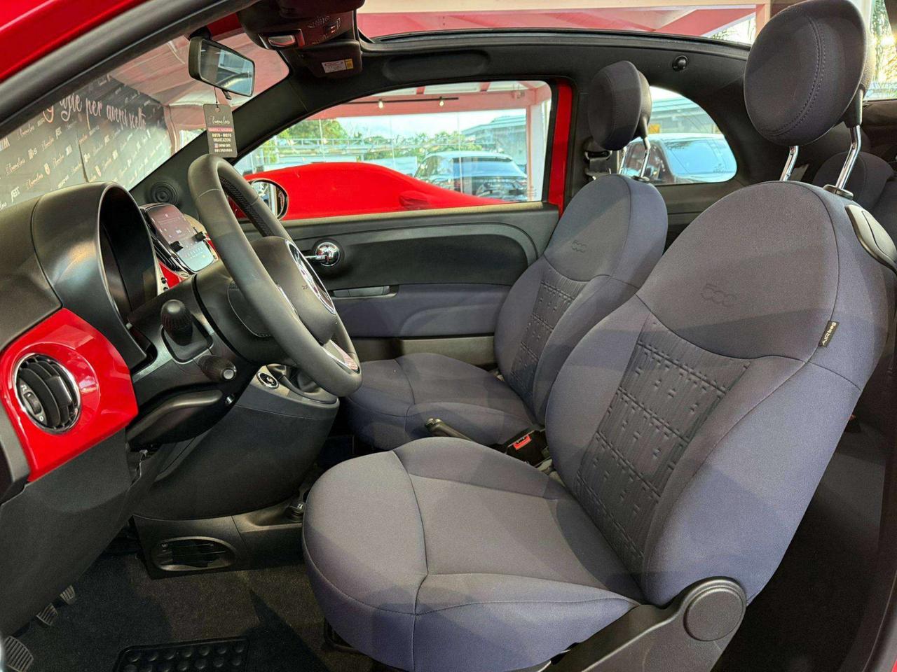 Fiat 500C 1.0 Hybrid Red