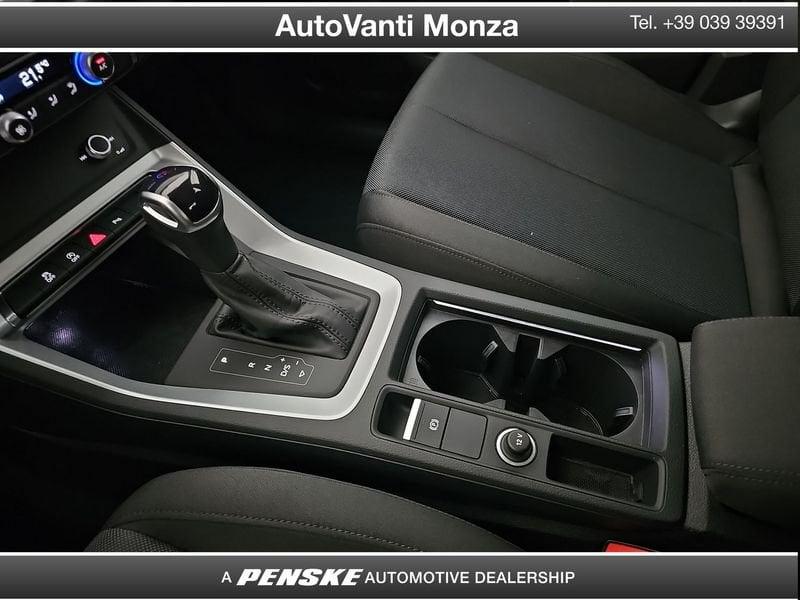 Audi Q3 Q3 35 1.5 tfsi Business Advanced s-tronic