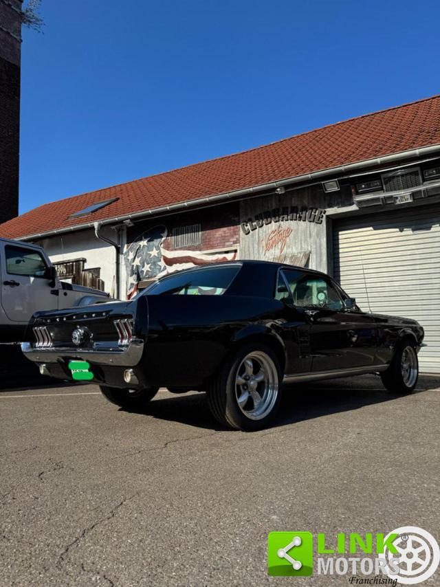 FORD Mustang 2 porte hardtop