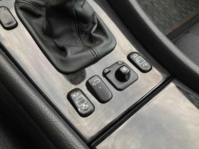 MERCEDES-BENZ CLK 230 Kompressor cat Elegance Evo