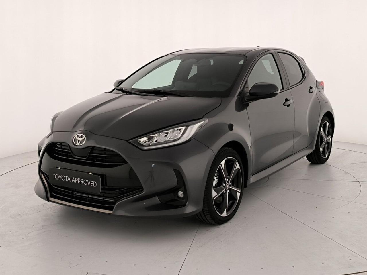 Toyota Yaris 1.5h 130 lounge