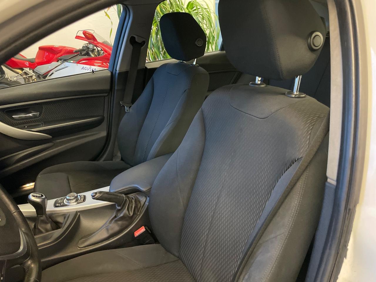 Bmw 320 320d cat Touring Attiva