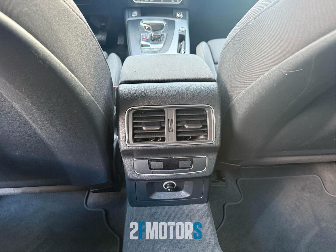 Audi Q5 2.0 TDI quattro S tronic Business Sport