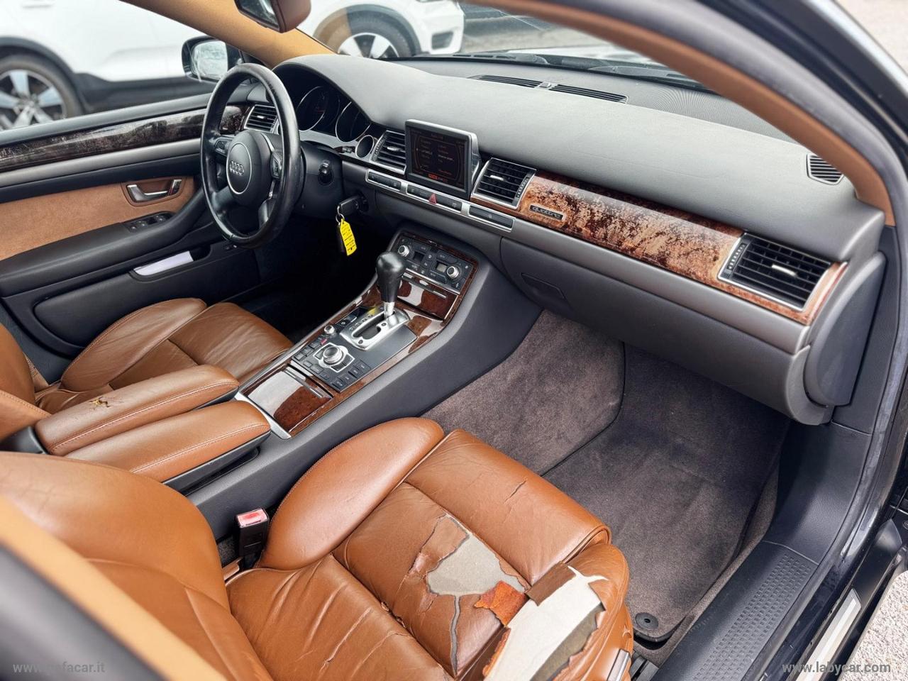 AUDI A8 3.0 V6 TDI quattro tiptronic