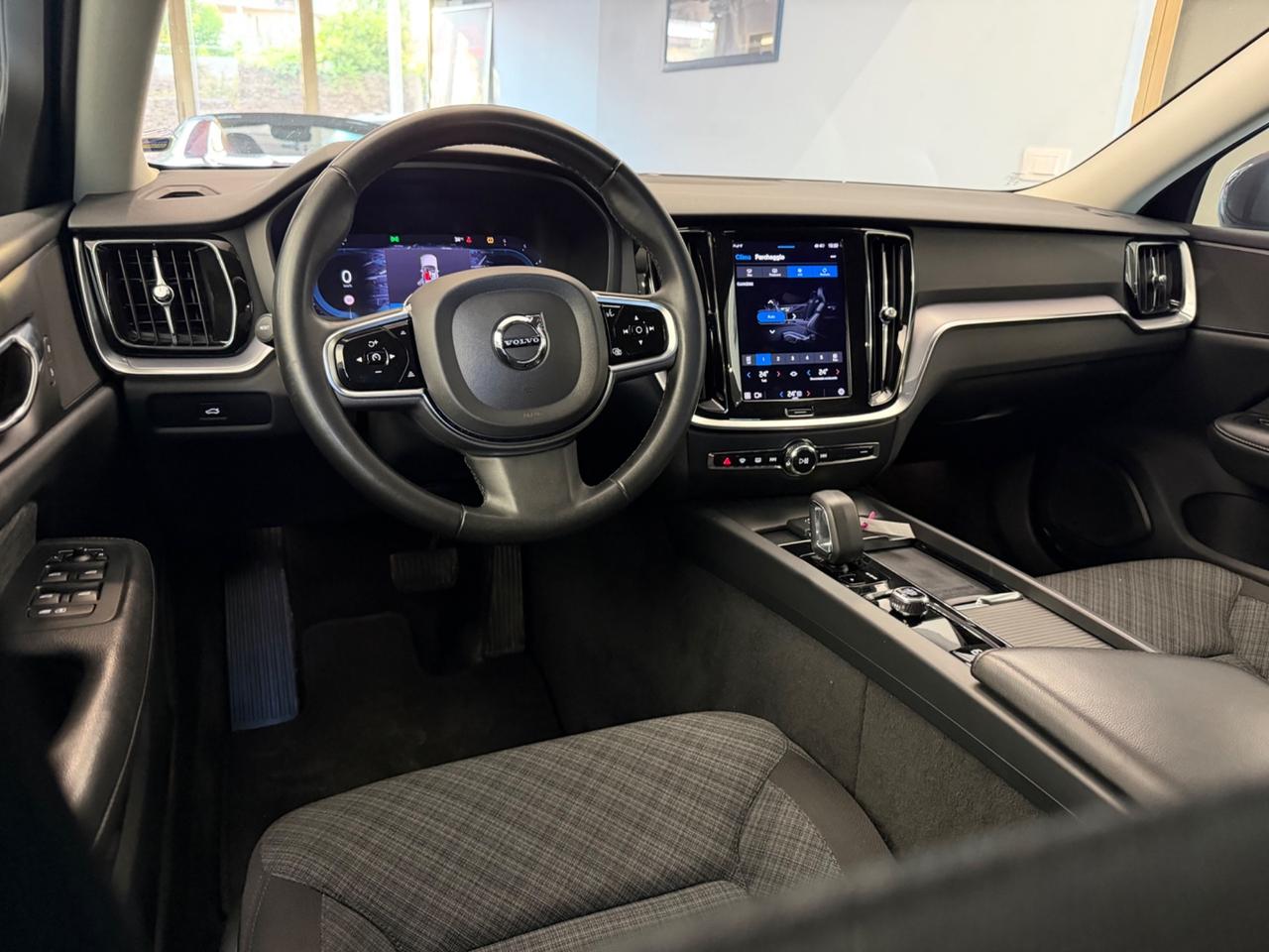 Volvo V60 Cross Country B4 (d) AWD automatico Ultimate