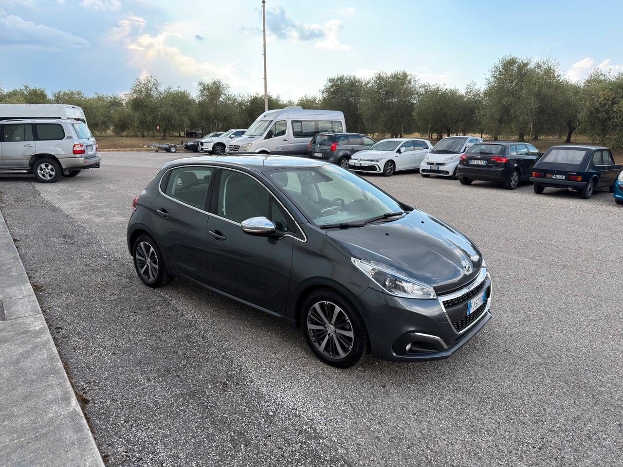 Peugeot 208 BlueHDi 75 5 porte Allure