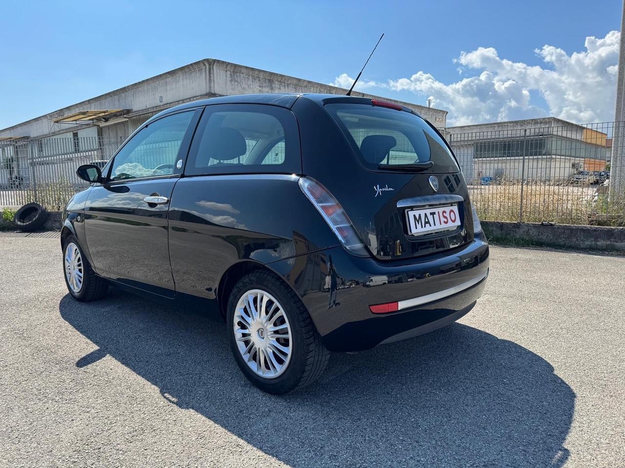 Lancia Ypsilon 1.4 Platino Ecochic GPL. Km 126.000