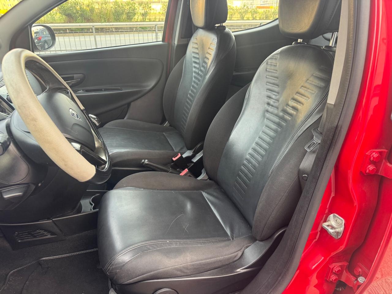 Lancia Ypsilon 1.3 MJT 16V 95 CV 5P. S&S Platinum 2012