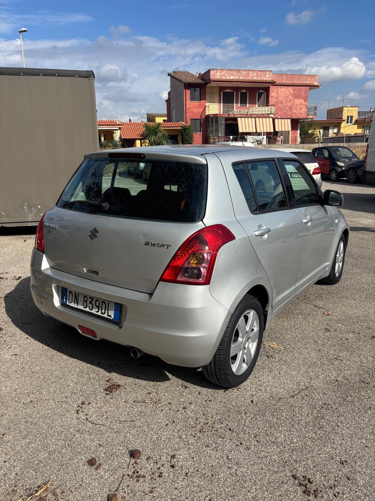 Suzuki Swift 1.3 DDiS DPF 5p. GL Safety Pack