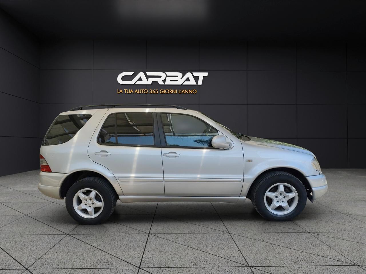 MERCEDES Classe M (W163) ML 270 turbodiesel...