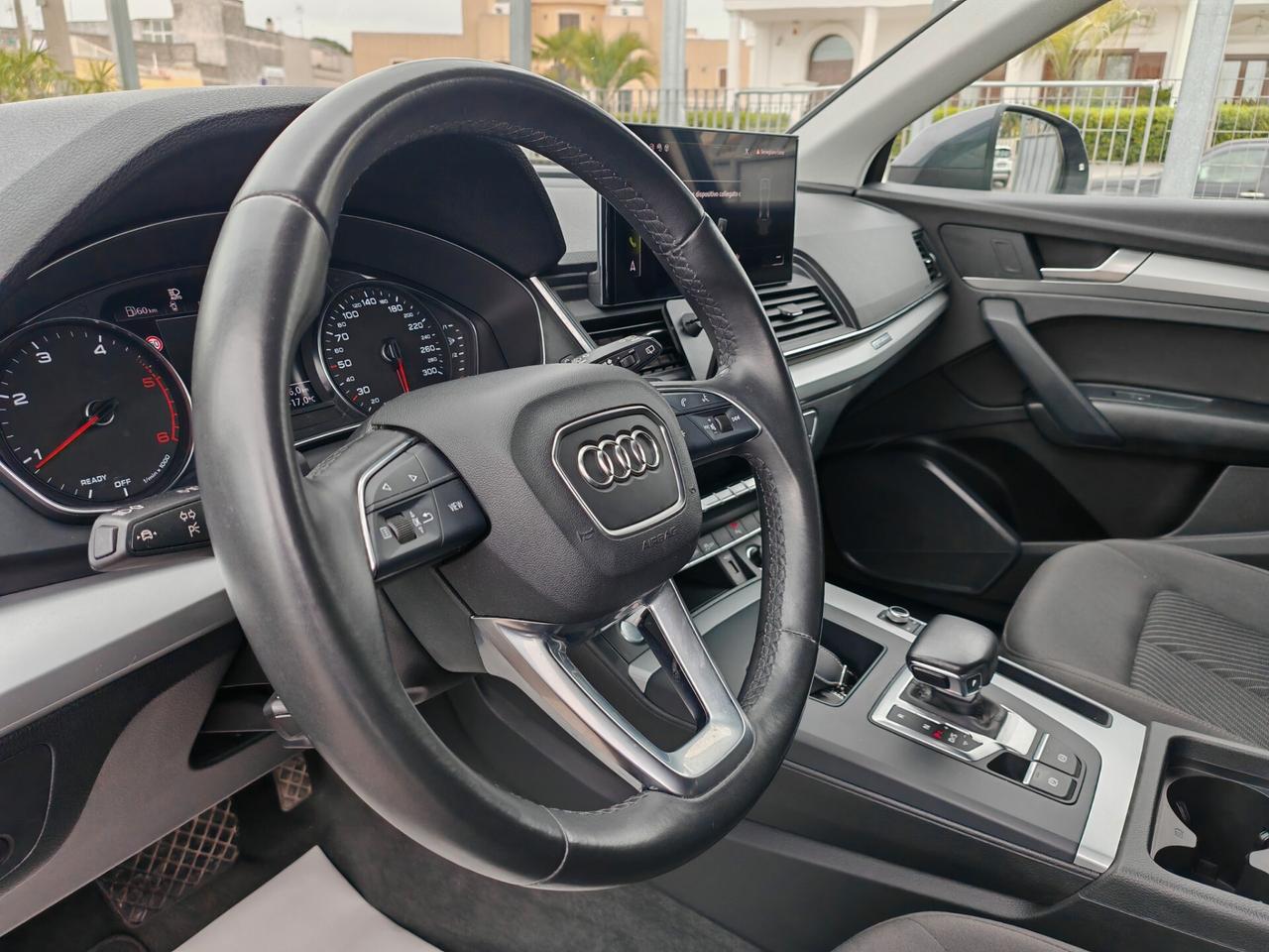 Audi Q5 2.0TDI ibrida full optional 2022