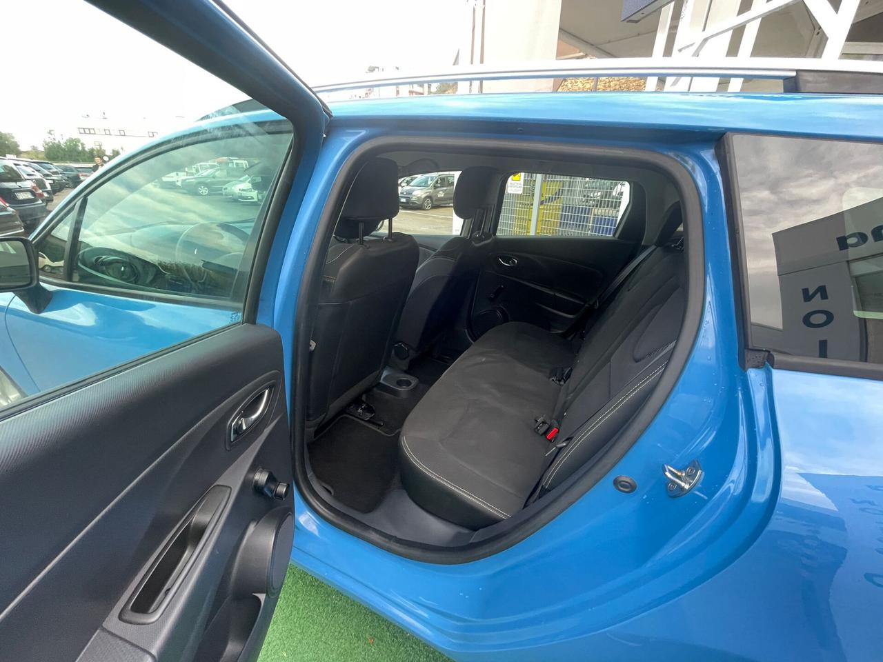 Renault Clio Sporter 1.5 dCi 8V 75CV Live