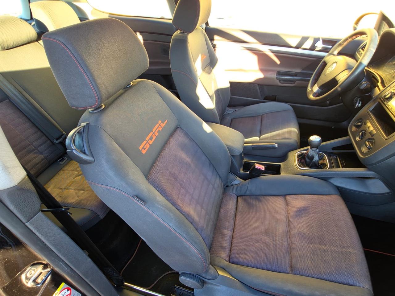 Volkswagen Golf 1.6 16V FSI 3p. Comfortline