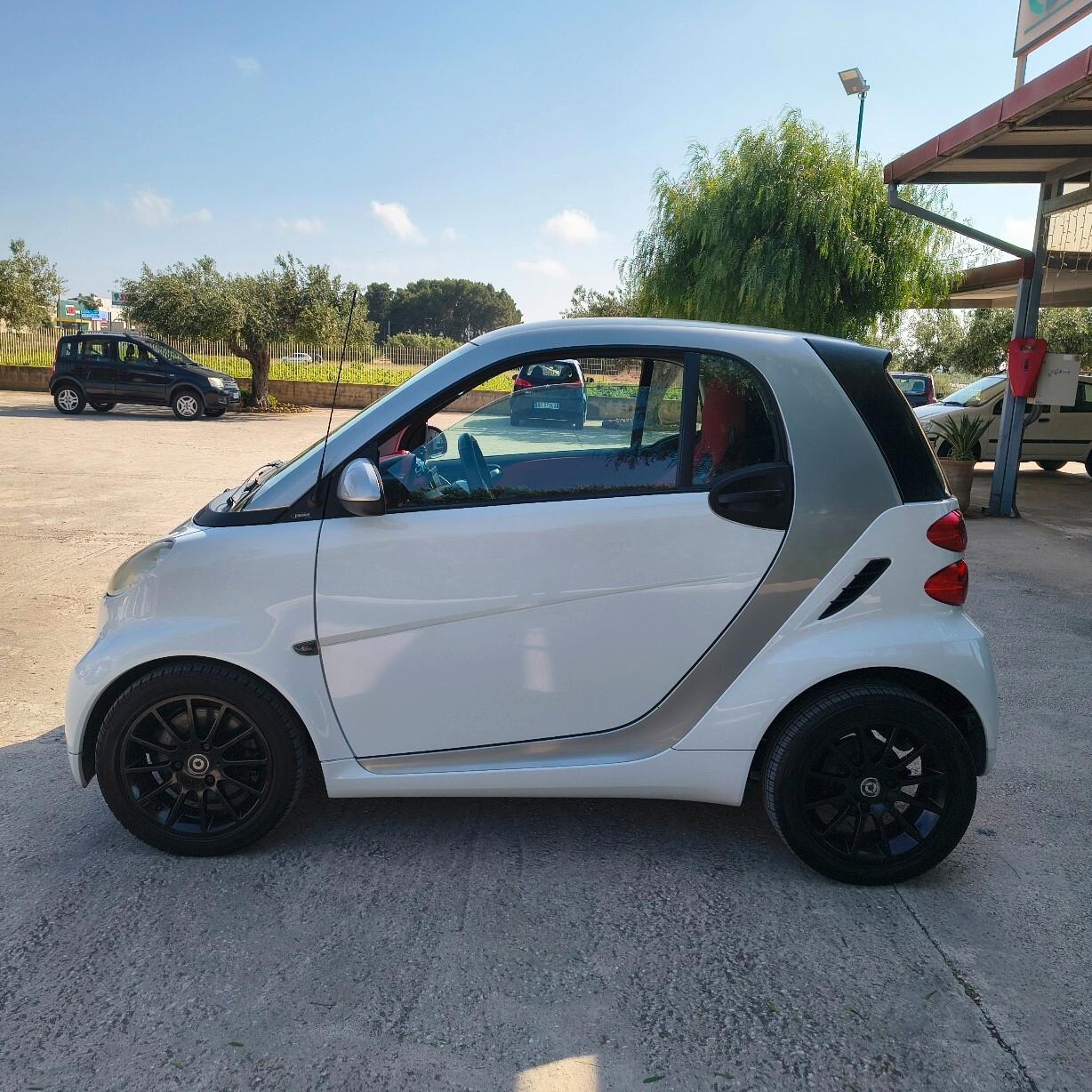 Smart ForTwo 1000 52 kW coupé passion