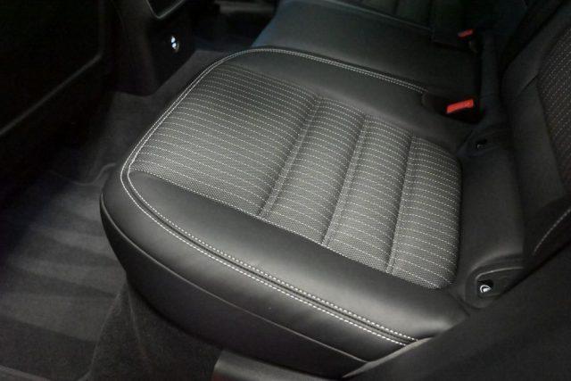 PORSCHE Macan T 2.0PDK 265CV TET.20"PASM CHRONO CAM RADAR GANCIO