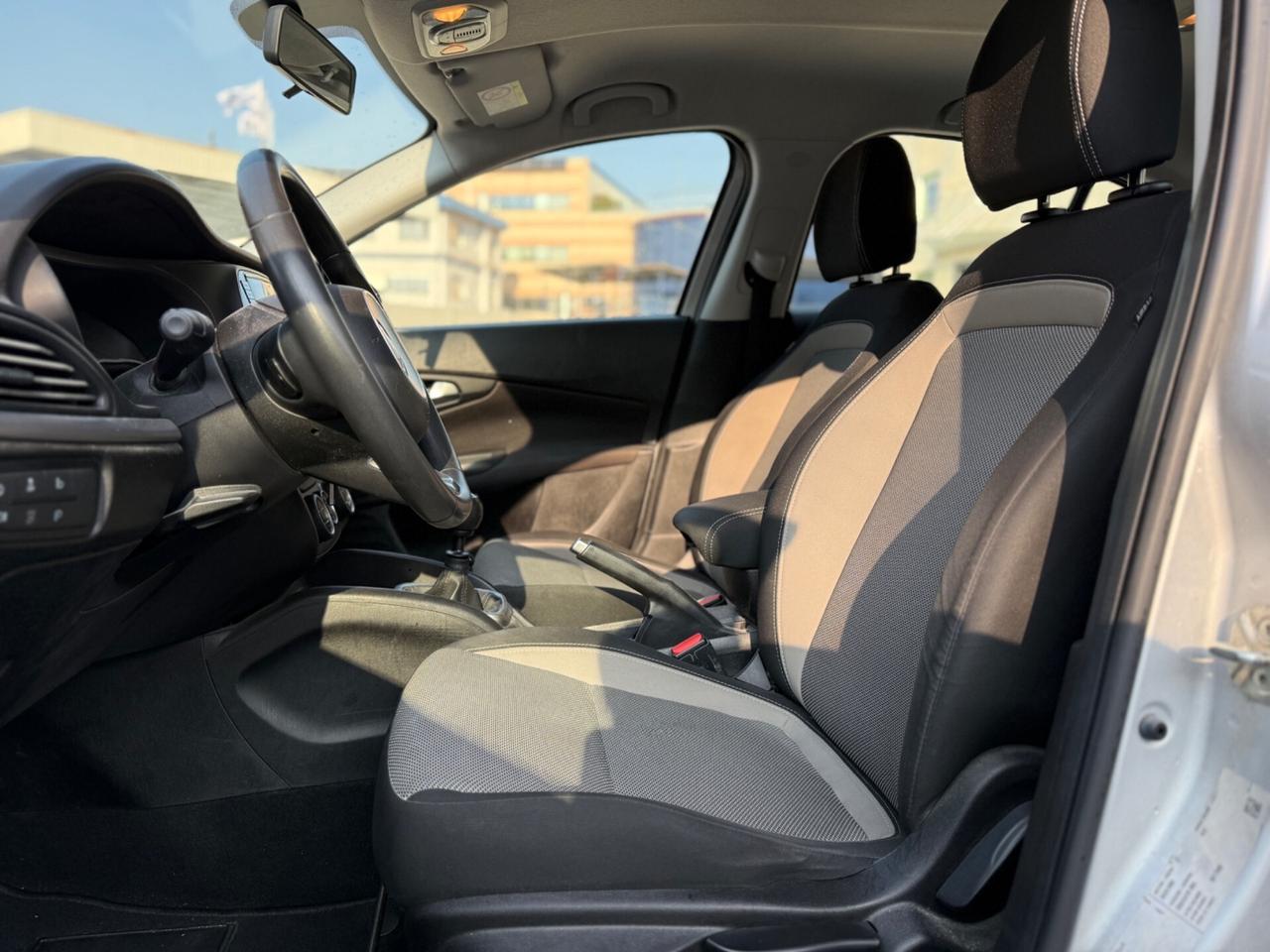 Fiat Tipo 1.4 benzina Lounge con soli 30.000 km