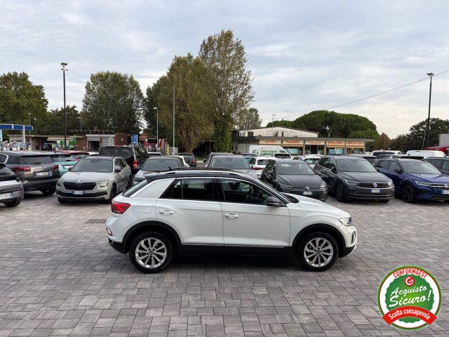 VOLKSWAGEN T-Roc 2.0 TDI RESTYLING con GANCIO TRAINO