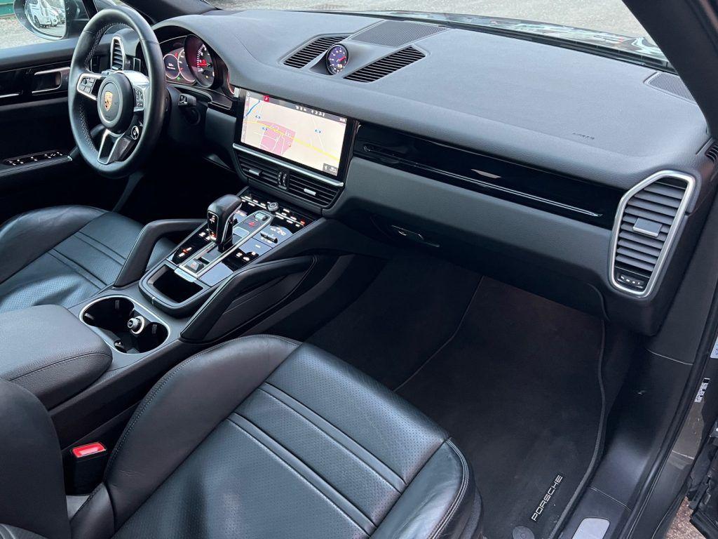Porsche Cayenne 3.0 V6 Coupè