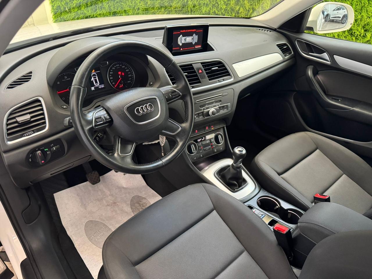 Audi Q3 2.0 TDI 150 CV Business