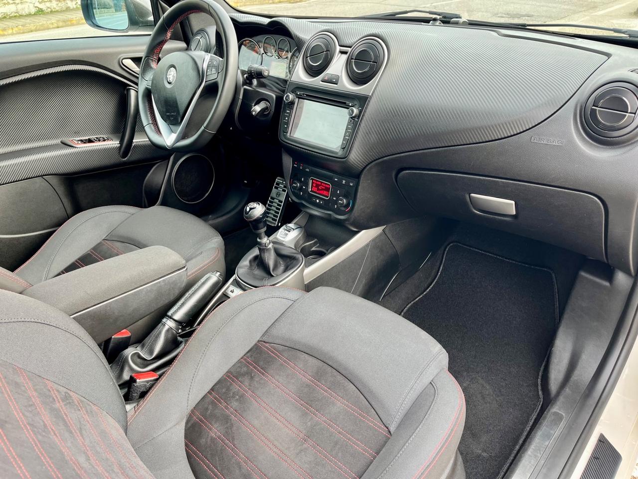 Alfa Romeo MiTo 1.4T 170cv Quadrifoglio Verde