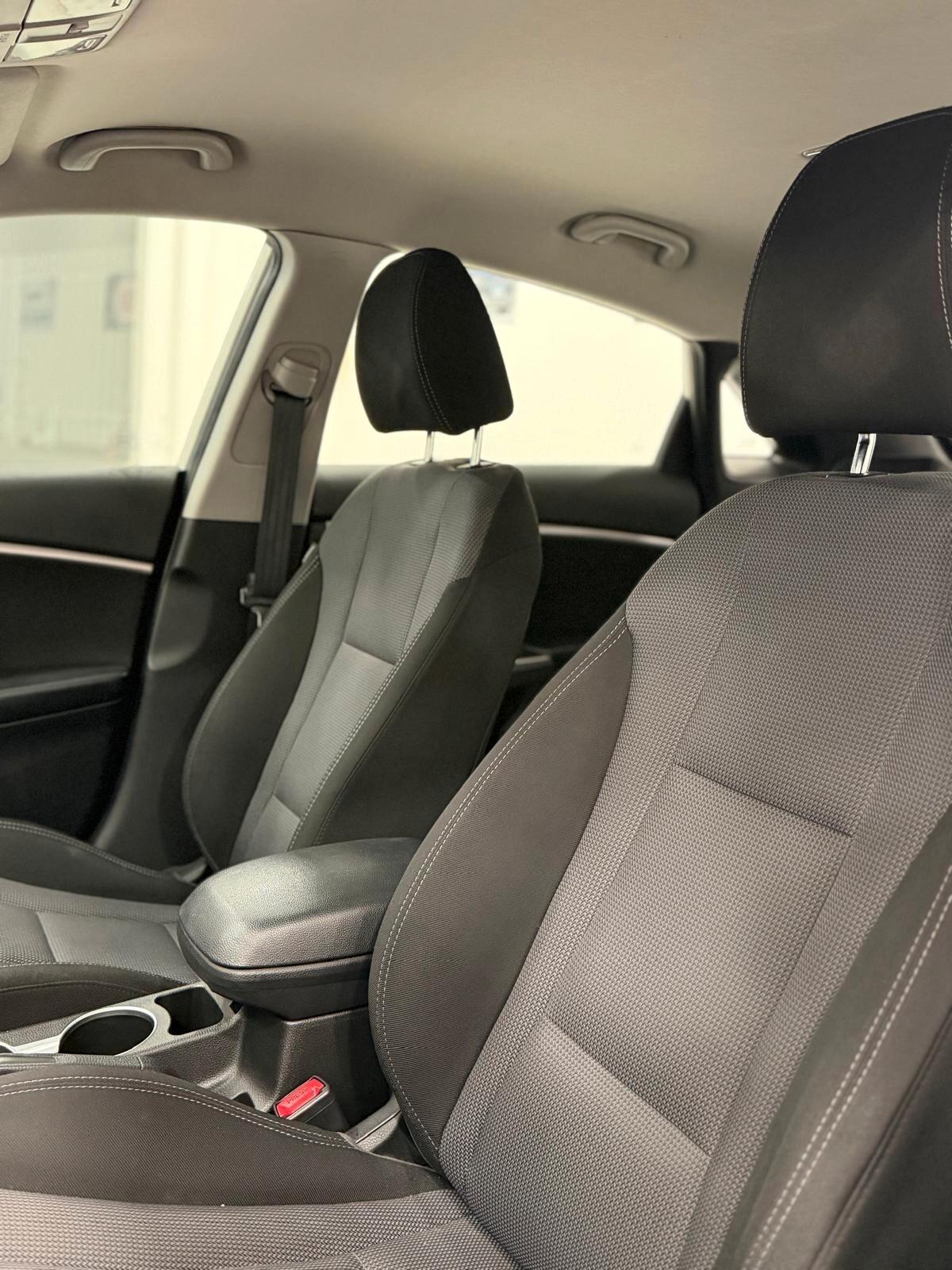 Hyundai i30 1.6 CRDi 5p. Comfort