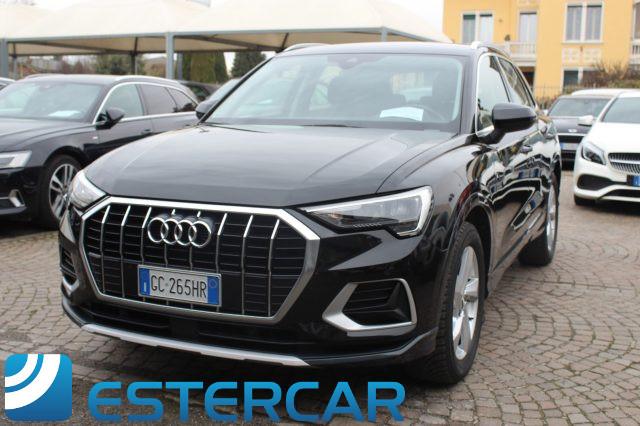 AUDI Q3 35 TDI S tronic Business Advanced