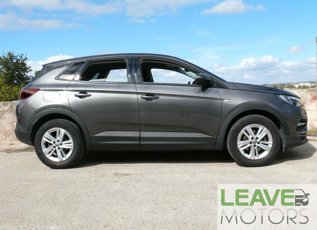 Opel Grandland 1.2 Turbo 130 CV (M1415)