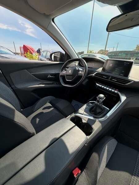 Peugeot 3008 BlueHDi 130 S&S Active Pack