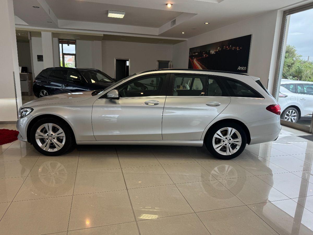 MERCEDES C 220 d S.W. Automatic Sport Pelle/Full Led