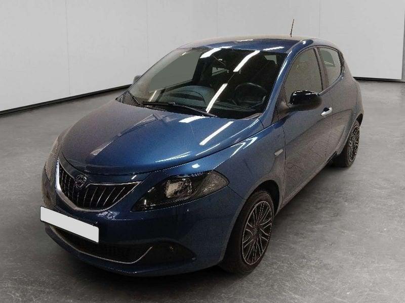 Lancia Ypsilon 1.0 firefly hybrid Gold s&s 70cv