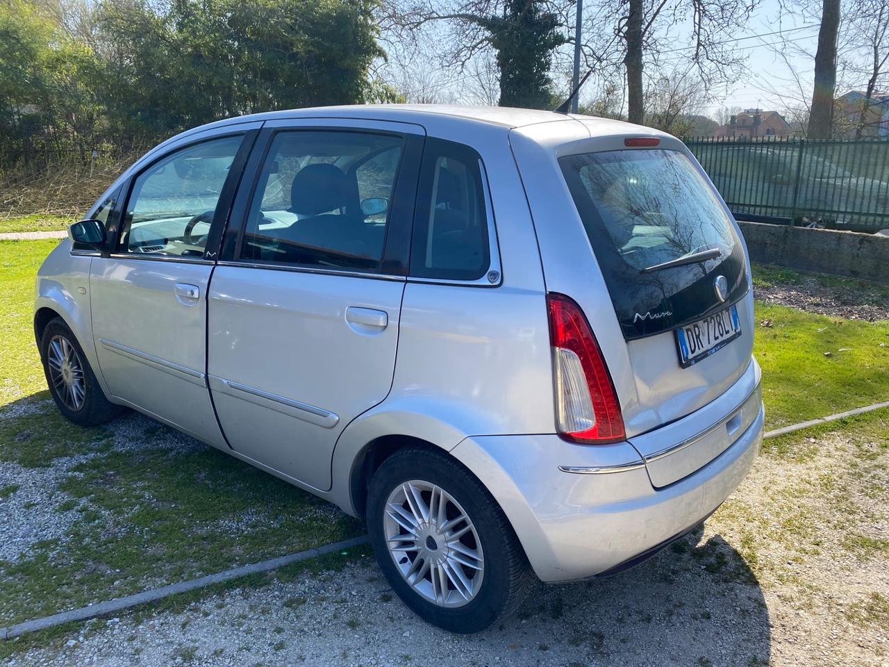 Lancia MUSA 1.3 Multijet 16V 70 CV Oro Plus