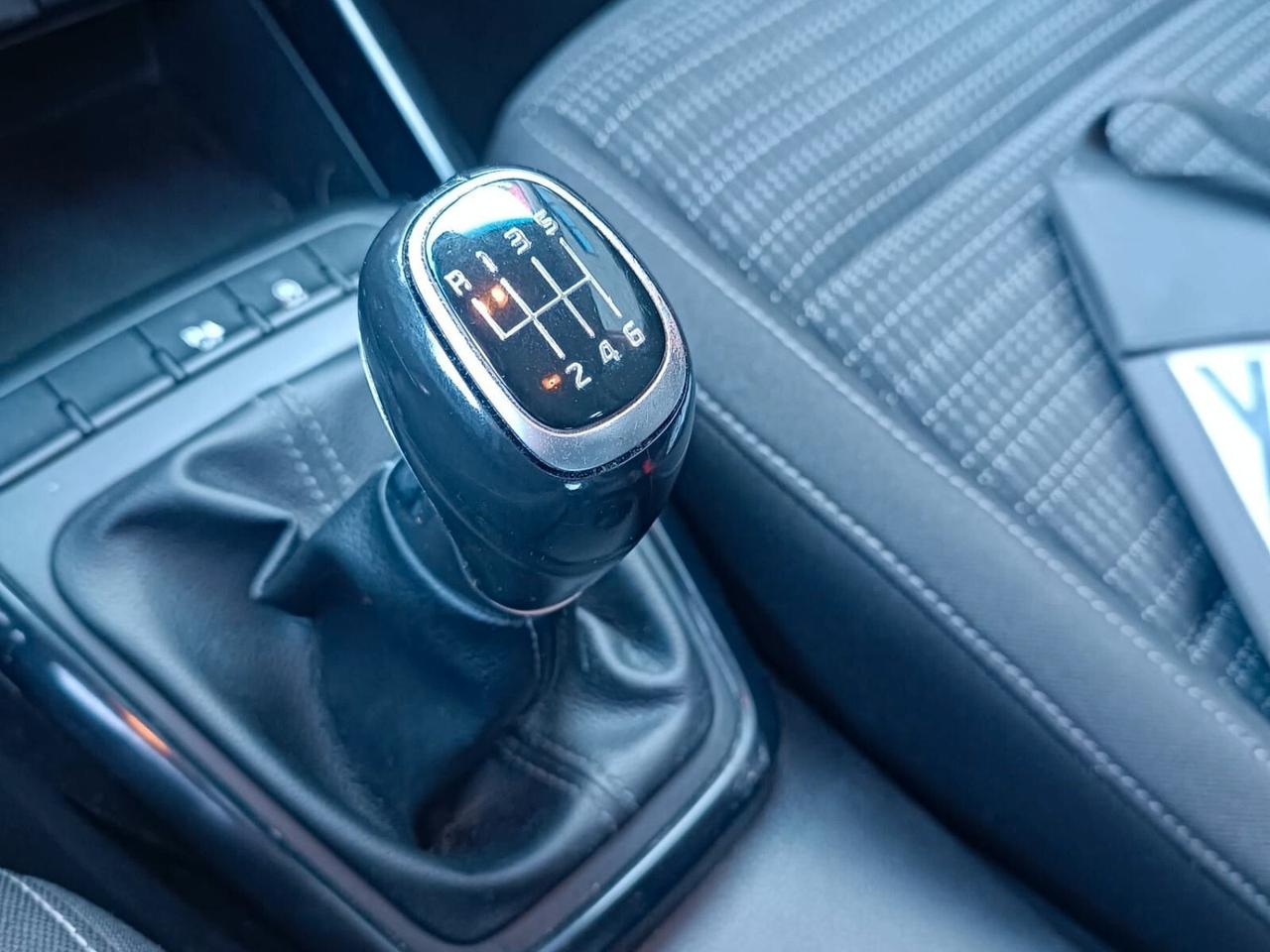 Kia Stonic 1.4 MPI 100 CV Style