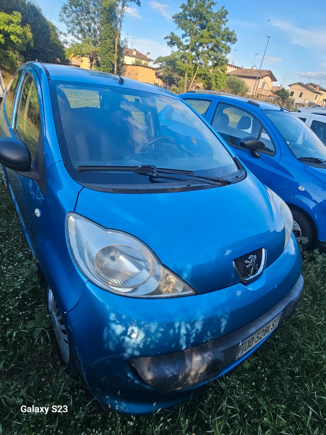 AUTO LOW-COST DA €1.999 A €2.999