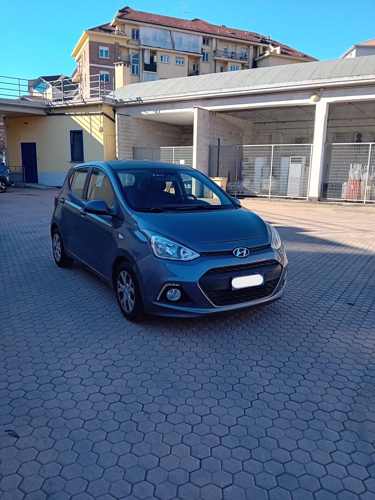Hyundai i10