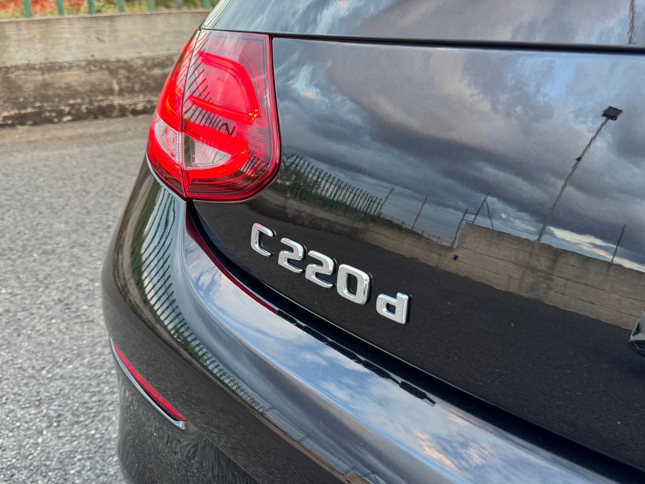 Mercedes-benz C 220 d Auto Coupé Premium Plus