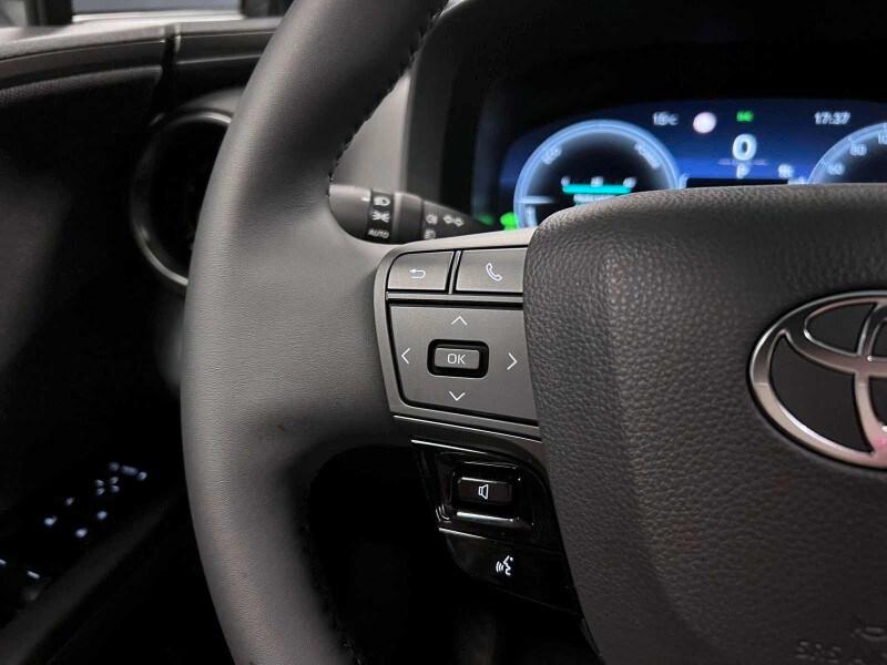 TOYOTA C-HR (2023-->) C-HR 2.0 PHEV Trend