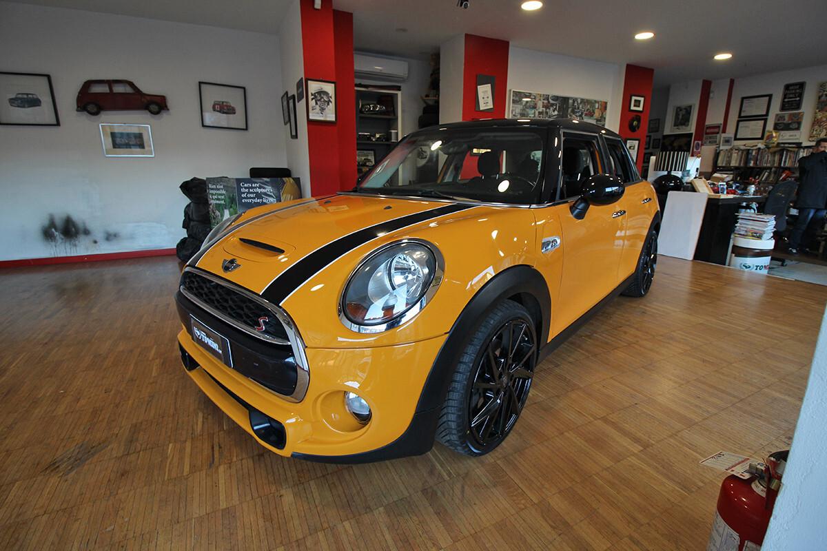 Mini Cooper S manuale Seven 192 cv F56 5 porte (2015)