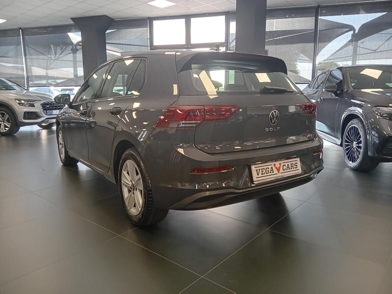 Volkswagen Golf 1.0 eTSI EVO DSG Life