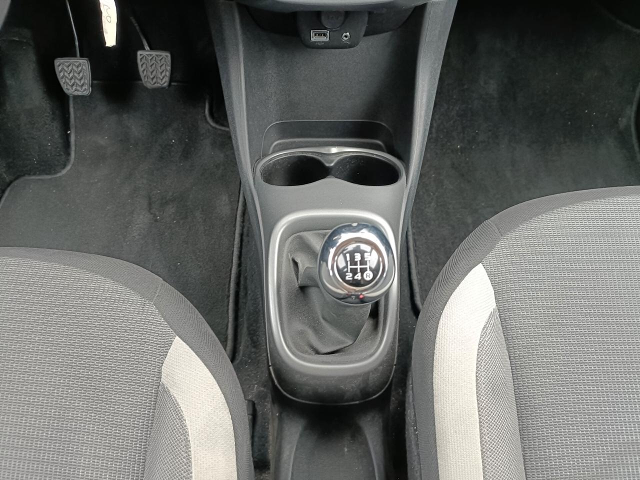Toyota Aygo Connect 1.0 VVT-i 72 CV 5 porte x-clusiv