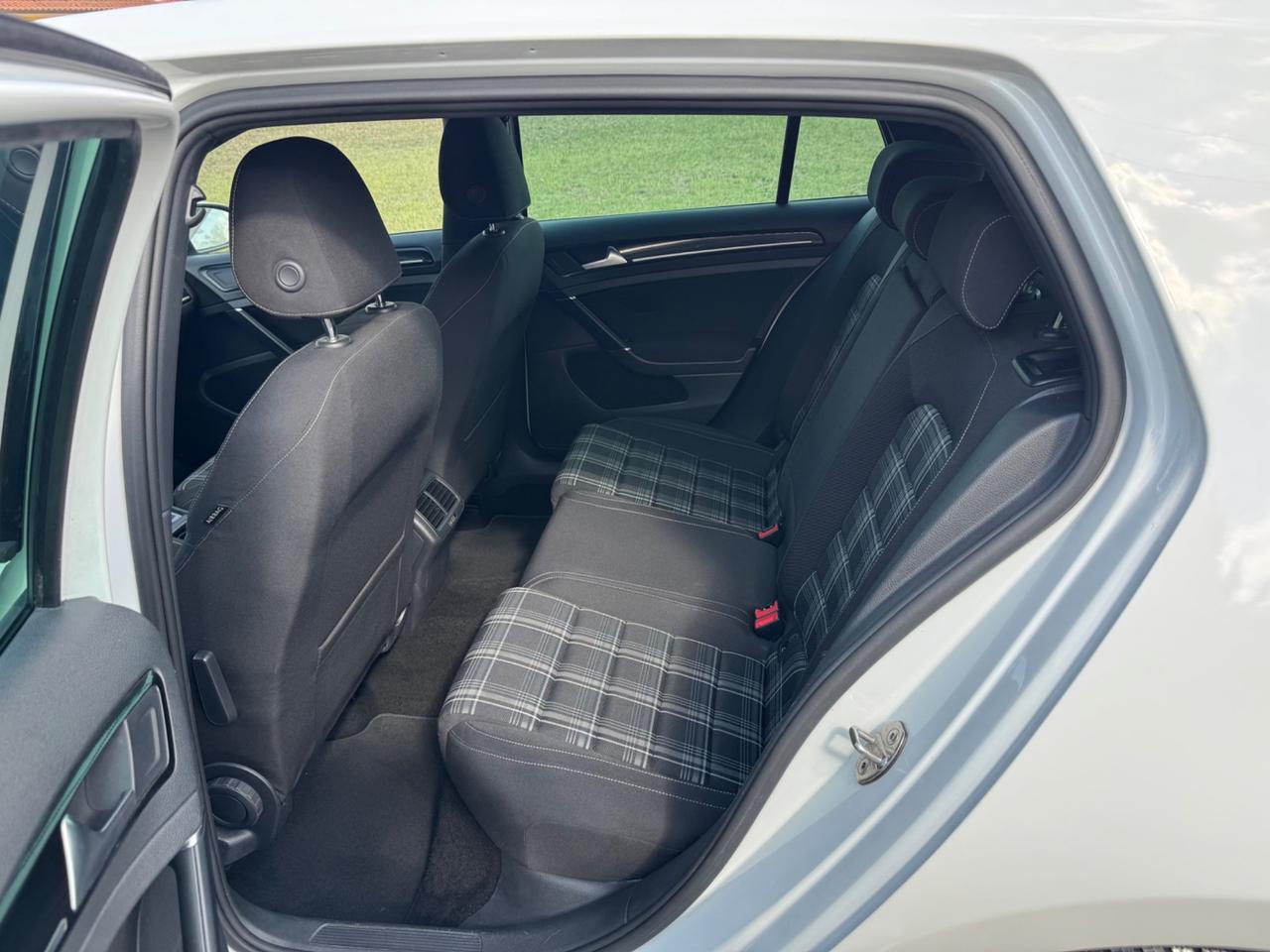 Volkswagen Golf GTD 2.0 TDI 5p. BlueMotion Technology 184 cv