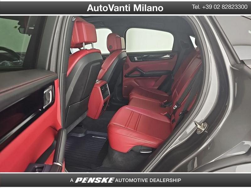 Porsche Cayenne Coupè Cayenne Coupe 3.0 e-hybrid 5p.ti tiptronic