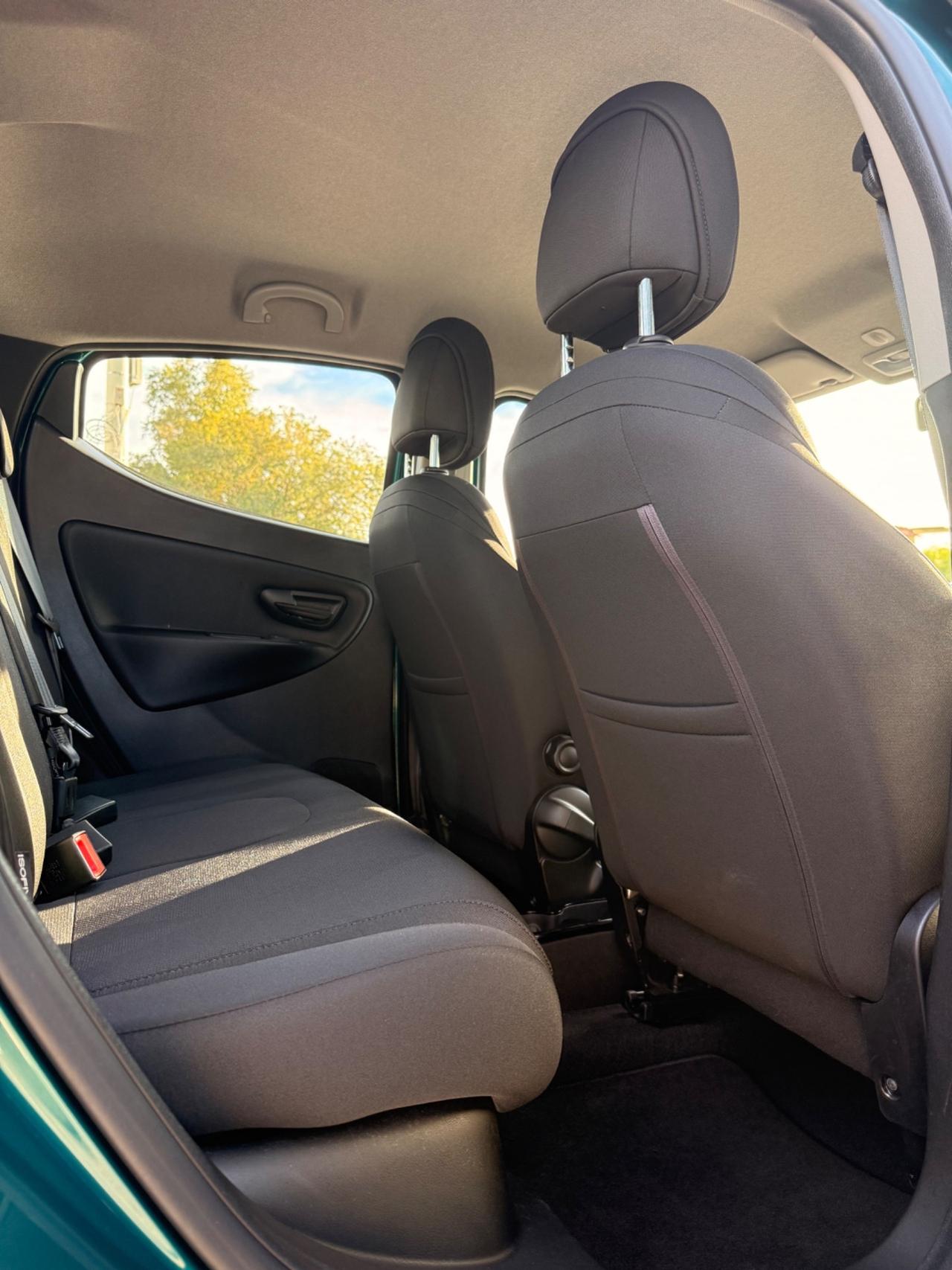 Lancia Ypsilon 1.2 69 CV 5 porte GPL Ecochic Platinum