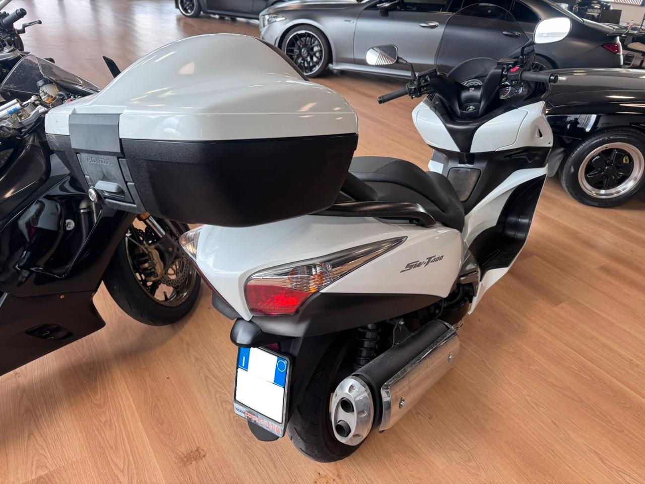 Honda Silver Wing 400