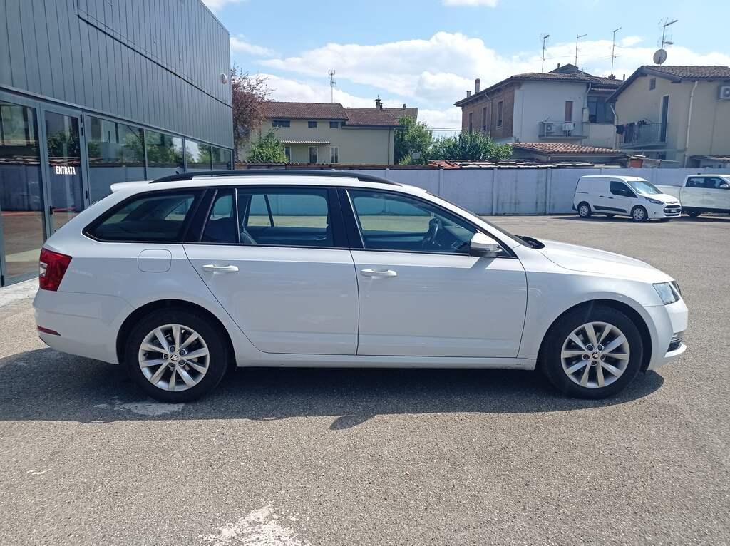 Skoda Octavia 1.6 TDI Executive DSG